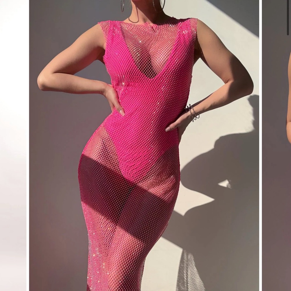 Hot Miami Styles Pink Bodycon Coverup V-Neck